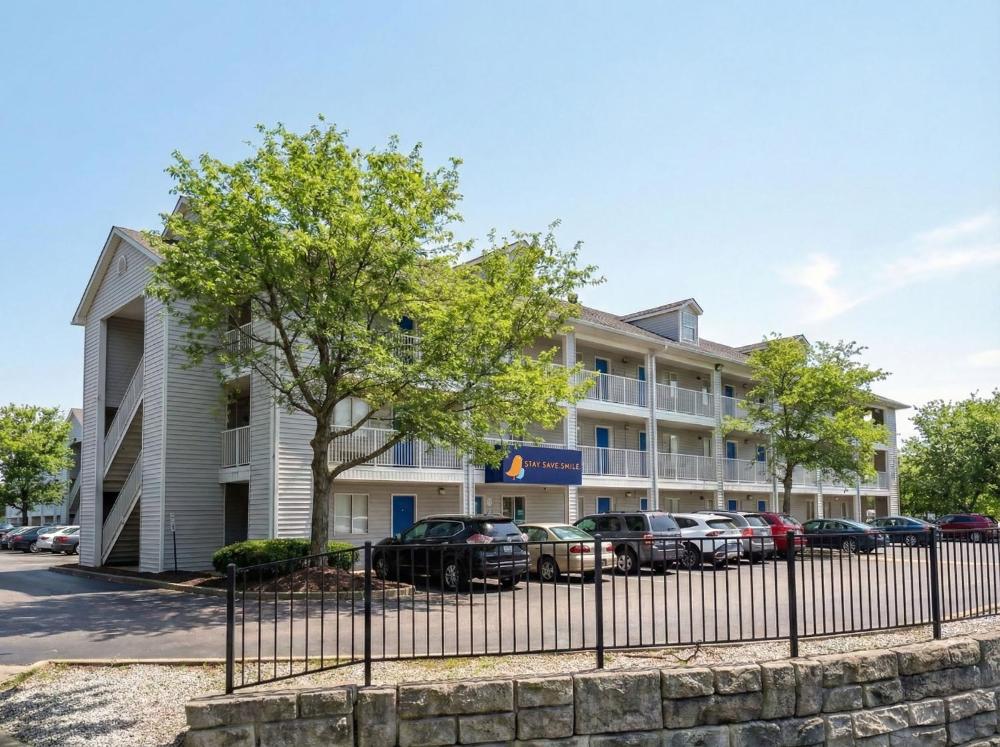 InTown Suites Extended Stay Louisville KY - Wattbourne Lane